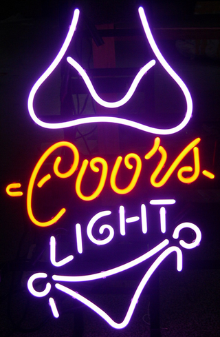 Illustration for article titled Neon Sign Kit vs. Ebay Beer Neon